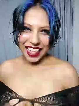 Snapshot of azulzulix chatting on 02.08.25 azulzulix online show from 02.08.25