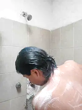 Snapshot of azulzulix chatting on 02.18.25 azulzulix online show from 02.18.25