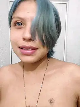 Snapshot of azulzulix chatting on 02.22.25 azulzulix online show from 02.22.25