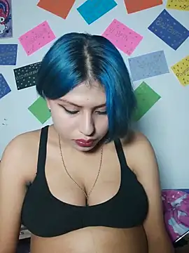 Snapshot of azulzulix chatting on 03.15.25 azulzulix online show from 03.15.25