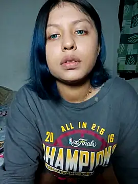 Snapshot of azulzulix chatting on 10.08.25 azulzulix online show from 10.08.25