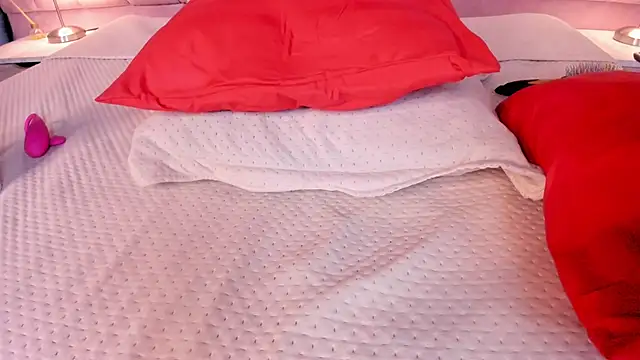 x milu online show from 02.24.25