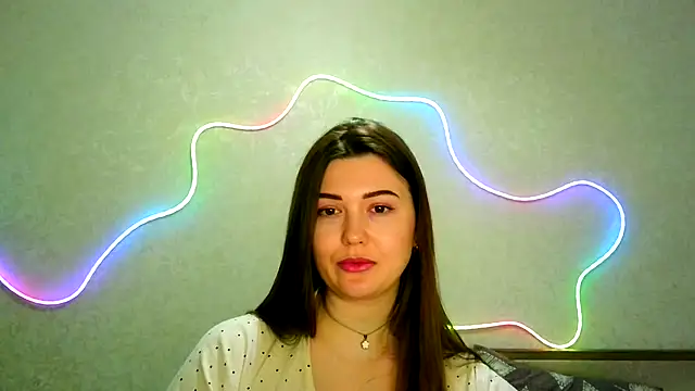 Snapshot of SeductiveTati chatting on 03.06.26 SeductiveTati online show from 03.06.26