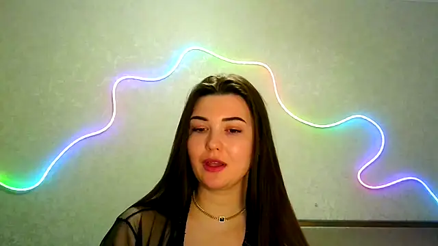 Snapshot of SeductiveTati chatting on 03.23.26 SeductiveTati online show from 03.23.26