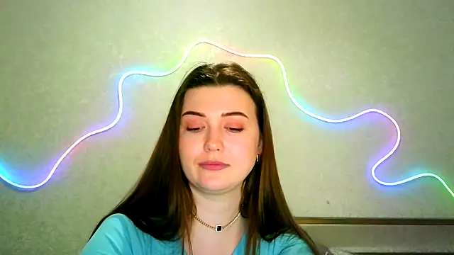 Snapshot of SeductiveTati chatting on 03.27.26 SeductiveTati online show from 03.27.26