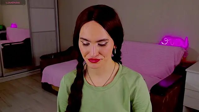 FridaCure online show from 01.10.25