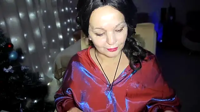 WitchBlueRose online show from 12.20.25