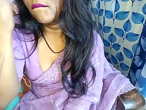 Snapshot of Muktha chatting on 02.03.25 Muktha online show from 02.03.25