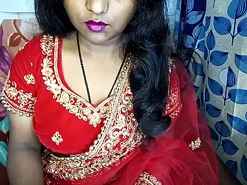 Snapshot of Muktha chatting on 02.06.25 Muktha online show from 02.06.25