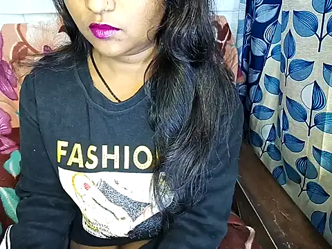 Snapshot of Muktha chatting on 02.07.25 Muktha online show from 02.07.25