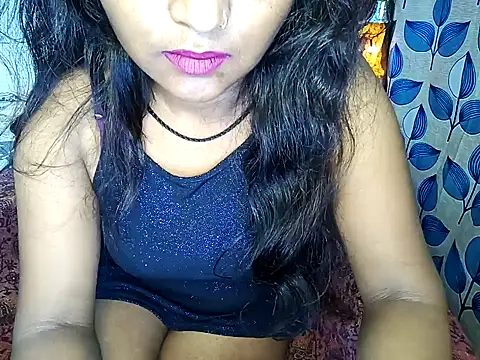 Snapshot of Muktha chatting on 02.10.25 Muktha online show from 02.10.25