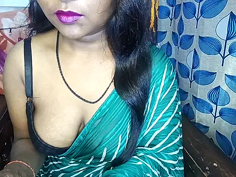 Snapshot of Muktha chatting on 02.19.25 Muktha online show from 02.19.25