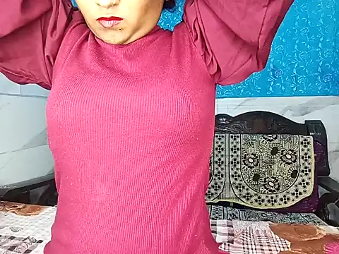 Snapshot of Muktha chatting on 09.12.25 Muktha online show from 09.12.25