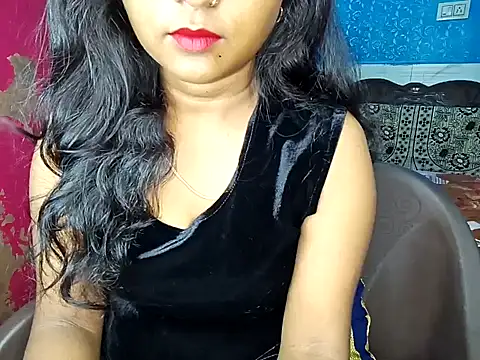 Snapshot of Muktha chatting on 09.16.25 Muktha online show from 09.16.25