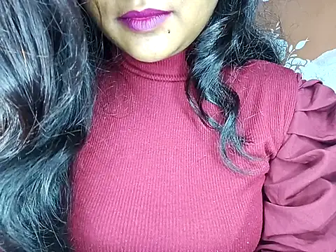 Snapshot of Muktha chatting on 10.12.25 Muktha online show from 10.12.25