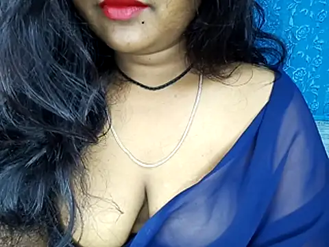 Snapshot of Muktha chatting on 11.17.25 Muktha online show from 11.17.25