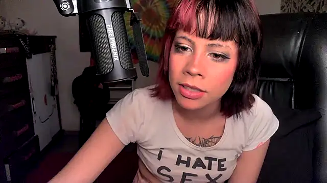 Liv Alt online show from 05.07.26