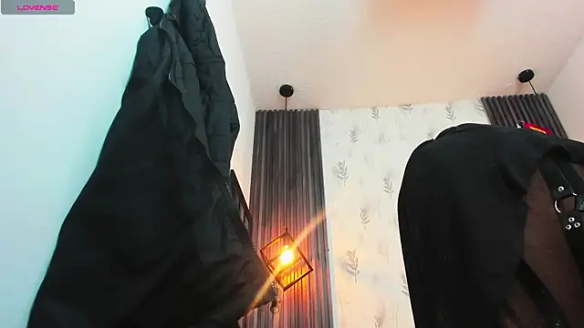 Snapshot of brigittemiller chatting on 12.01.25 brigittemiller online show from 12.01.25