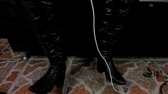 lilith-deveraux online show from 03.04.25