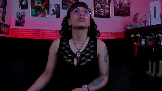 lilith-deveraux online show from 09.17.25