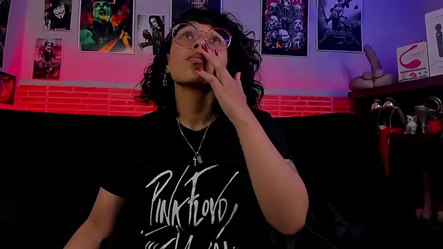 lilith-deveraux online show from 09.23.25