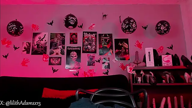 lilith-deveraux online show from 11.26.25