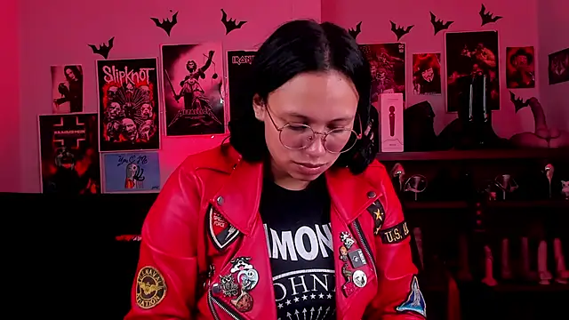 lilith-deveraux online show from 05.01.26