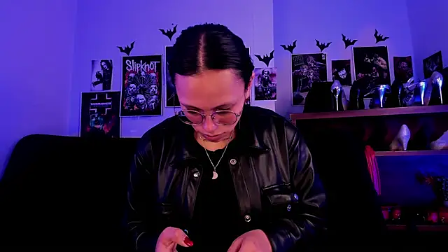 lilith-deveraux online show from 07.16.26