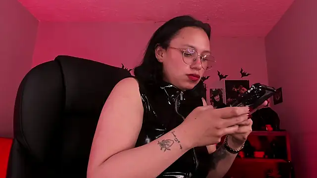 lilith-deveraux online show from 07.26.26