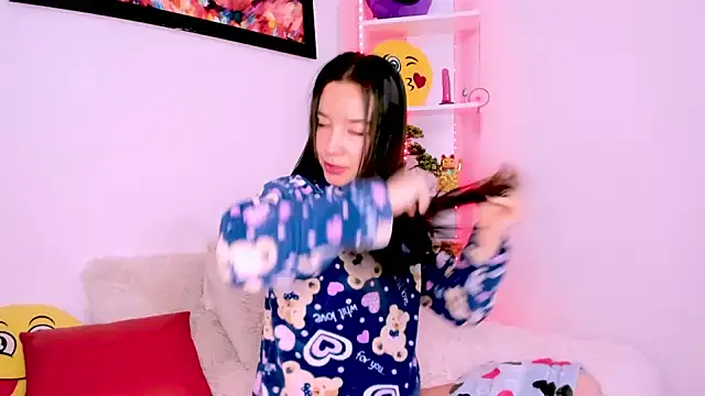 Snapshot of Manuelaa_mejiia chatting on 03.07.25 Manuelaa mejiia online show from 03.07.25