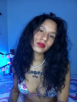 Karii-R online show from 12.04.24