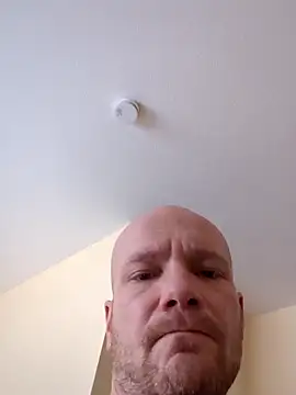 Snapshot of ChV83 chatting on 02.23.26 ChV83 online show from 02.23.26