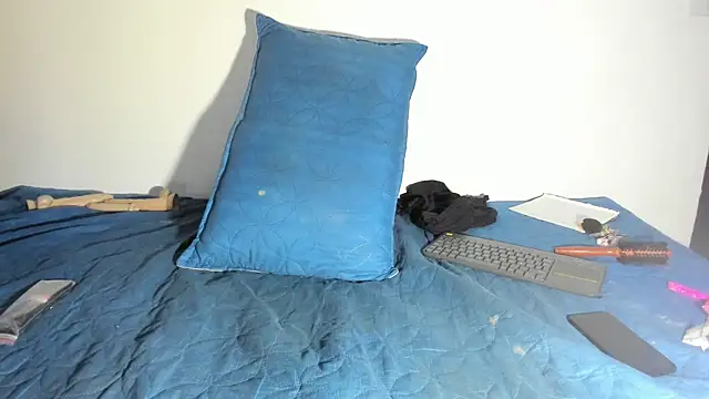 Arantza Hill online show from 10.24.25