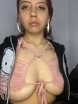 Snapshot of _charlott_dm chatting on 02.18.25  charlott dm online show from 02.18.25