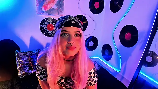  dahian14  online show from 03.10.25