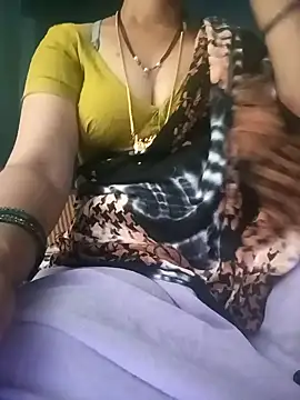 Snapshot of gunjan22 chatting on 12.13.24 gunjan22 online show from 12.13.24