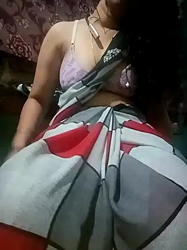 Snapshot of gunjan22 chatting on 12.27.24 gunjan22 online show from 12.27.24