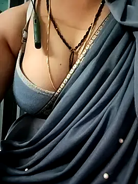 Snapshot of gunjan22 chatting on 12.01.25 gunjan22 online show from 12.01.25