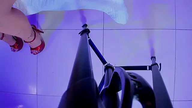 Snapshot of Rubi_Love_ chatting on 12.29.24 Rubi Love online show from 12.29.24