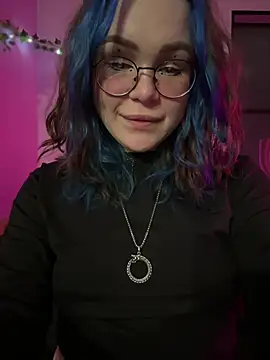 Snapshot of MaddisonHaas chatting on 12.20.24 MaddisonHaas online show from 12.20.24