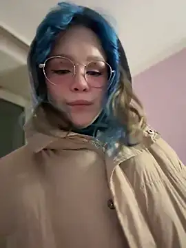 Snapshot of MaddisonHaas chatting on 12.24.24 MaddisonHaas online show from 12.24.24