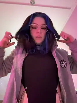 Snapshot of MaddisonHaas chatting on 02.10.25 MaddisonHaas online show from 02.10.25