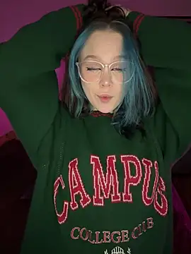 Snapshot of MaddisonHaas chatting on 03.09.25 MaddisonHaas online show from 03.09.25