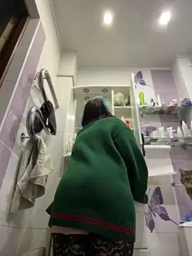 Snapshot of MaddisonHaas chatting on 03.09.25 MaddisonHaas online show from 03.09.25