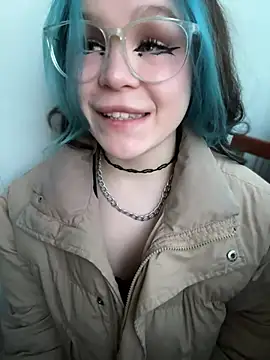 Snapshot of MaddisonHaas chatting on 03.17.25 MaddisonHaas online show from 03.17.25