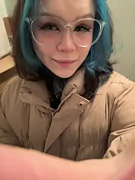 Snapshot of MaddisonHaas chatting on 03.17.25 MaddisonHaas online show from 03.17.25