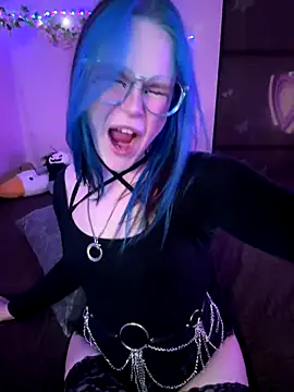 Snapshot of MaddisonHaas chatting on 09.10.25 MaddisonHaas online show from 09.10.25