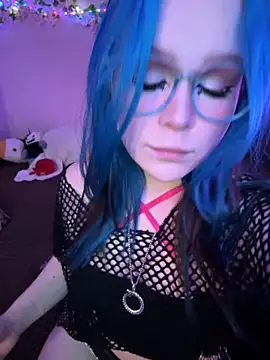 Snapshot of MaddisonHaas chatting on 09.15.25 MaddisonHaas online show from 09.15.25