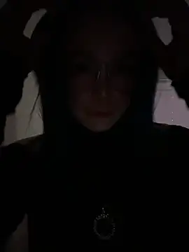 Snapshot of MaddisonHaas chatting on 10.09.25 MaddisonHaas online show from 10.09.25