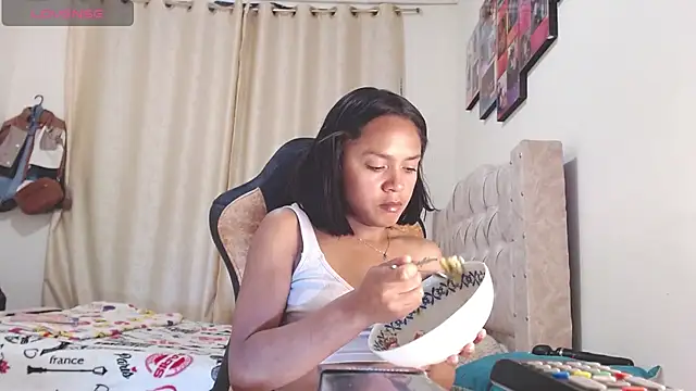 Samary thomas online show from 01.17.25